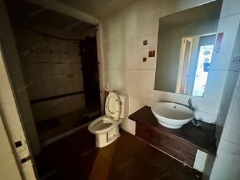 忠孝敦化MRT**名耀商圈第一條精選店面 110,000元/月