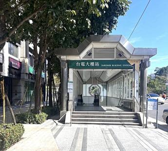 @台電捷運台大師大@熱鬧三角窗黃金店面 470,000元/月 