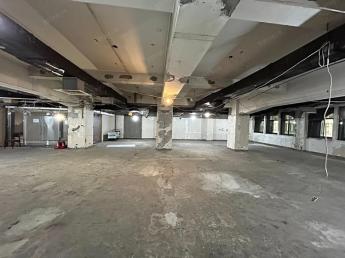 捷運台北車站★館前路稀有2百坪店面★診所/培訓機構 380,000元/月