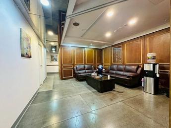 正民生東路大馬路聚財金店面 160,000元/月