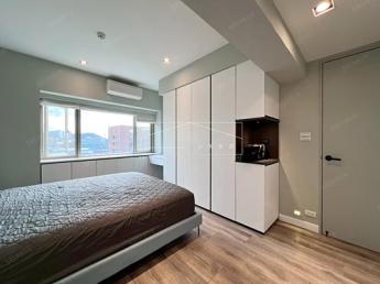 MRT科技大樓．頂級設計師裝潢．高樓景觀．精美三房 72,000 元/月