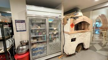 【台北市民生社區】優質烘焙/輕食店頂讓。租金：52,000 元 / 月
