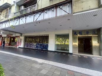 信義捷運大安站店霸  500,000 元/月