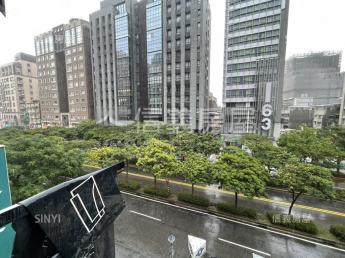 捷運東門站４號出口金透店  185,000 元/月