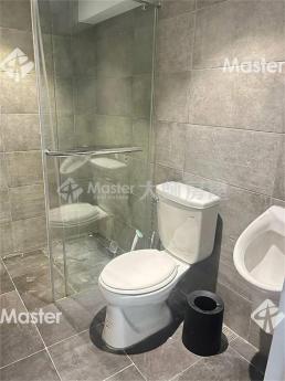 專任約-六張犁面寬金店+B1 頂讓案 NT$85000 已於10/22簽約成交