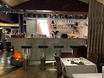 專任約-國館捷運站東區異國美食街餐酒館(頂讓) 我已於11/13成交